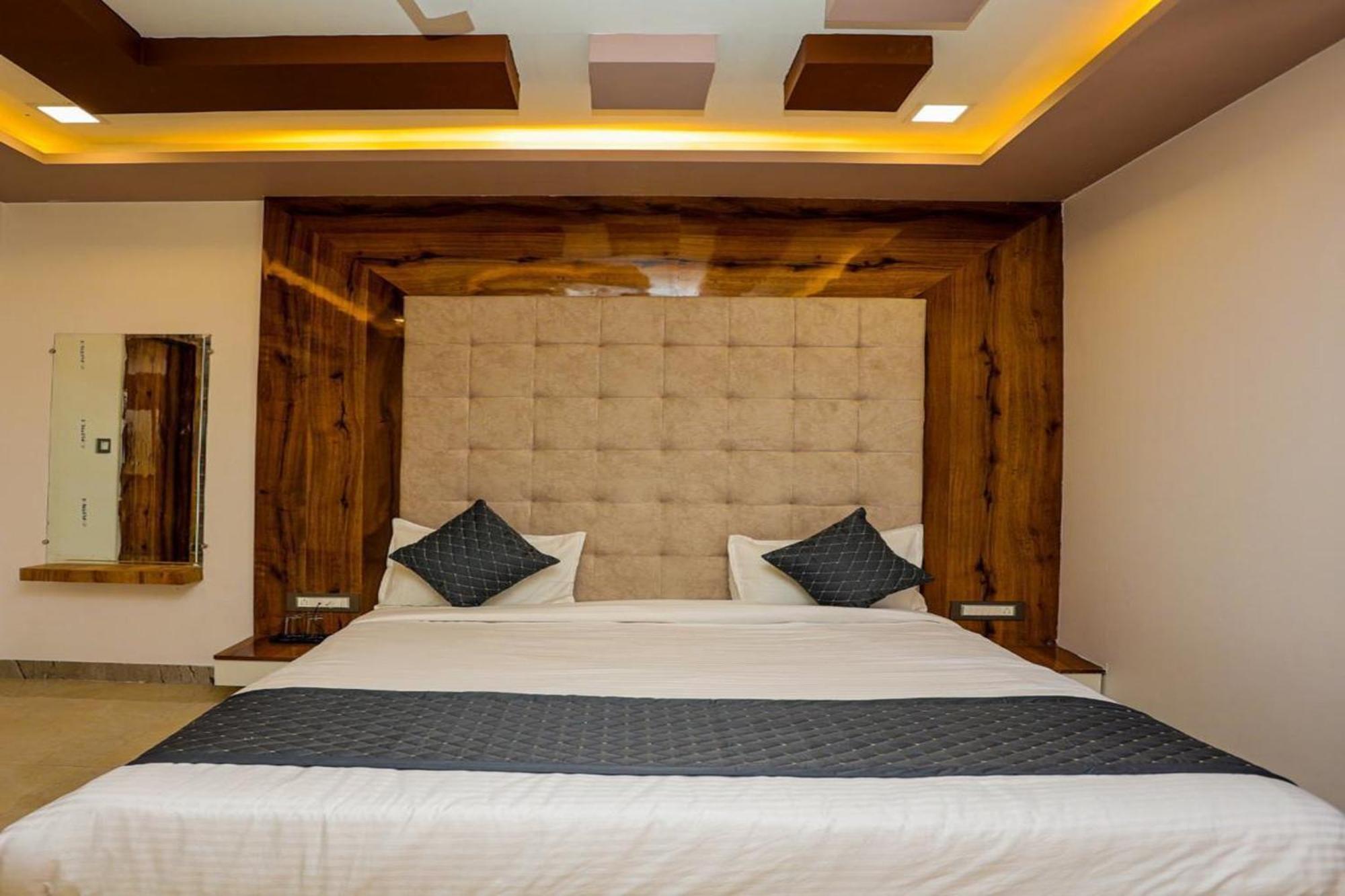 Hotel Eagle Inn أُودايبور المظهر الخارجي الصورة