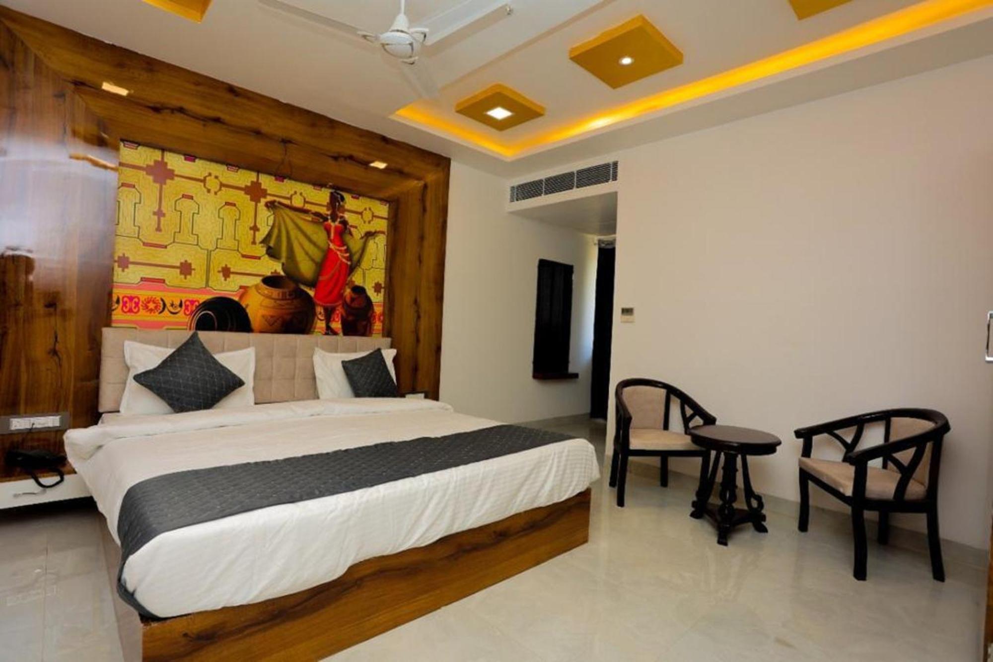 Hotel Eagle Inn أُودايبور المظهر الخارجي الصورة