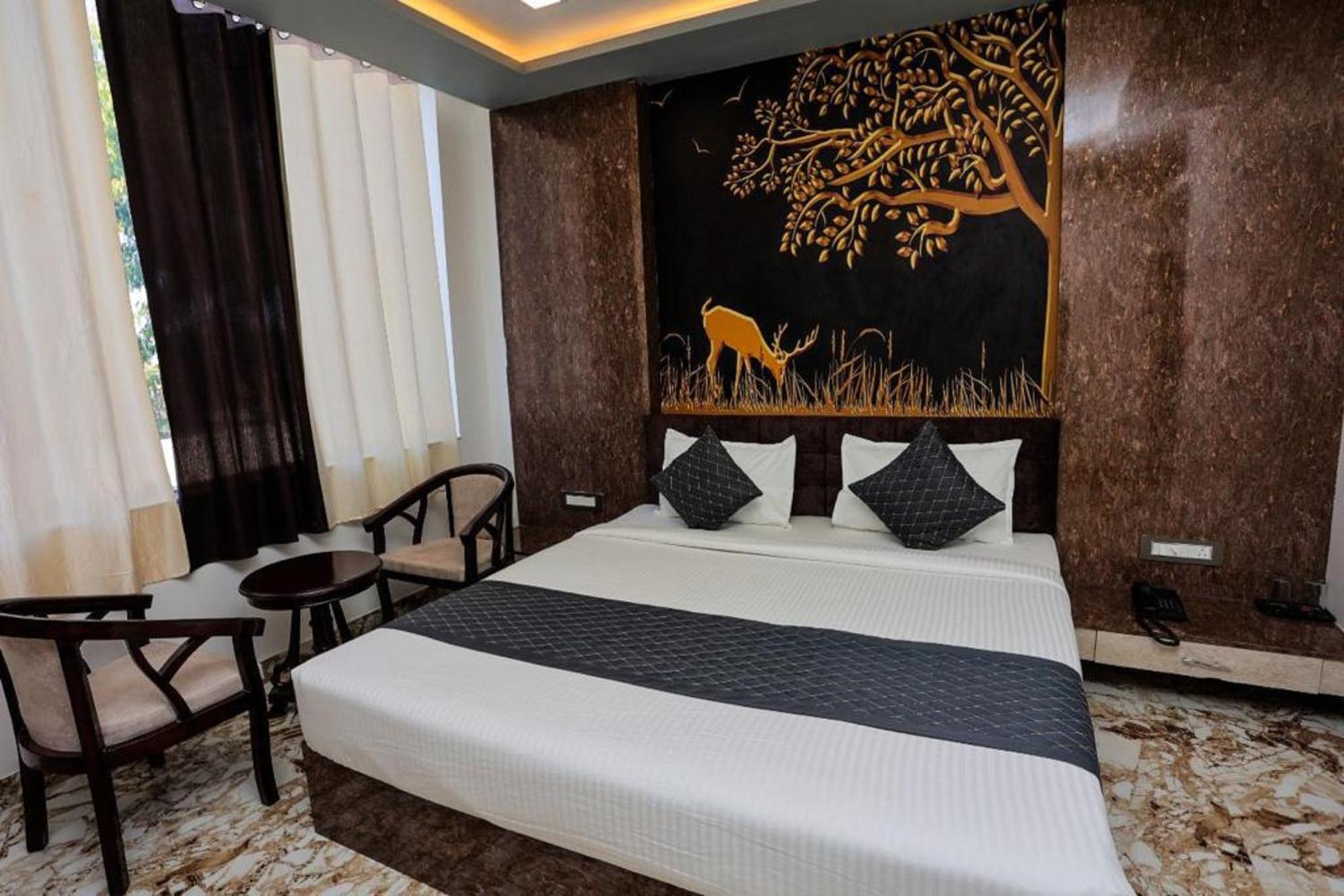 Hotel Eagle Inn أُودايبور المظهر الخارجي الصورة